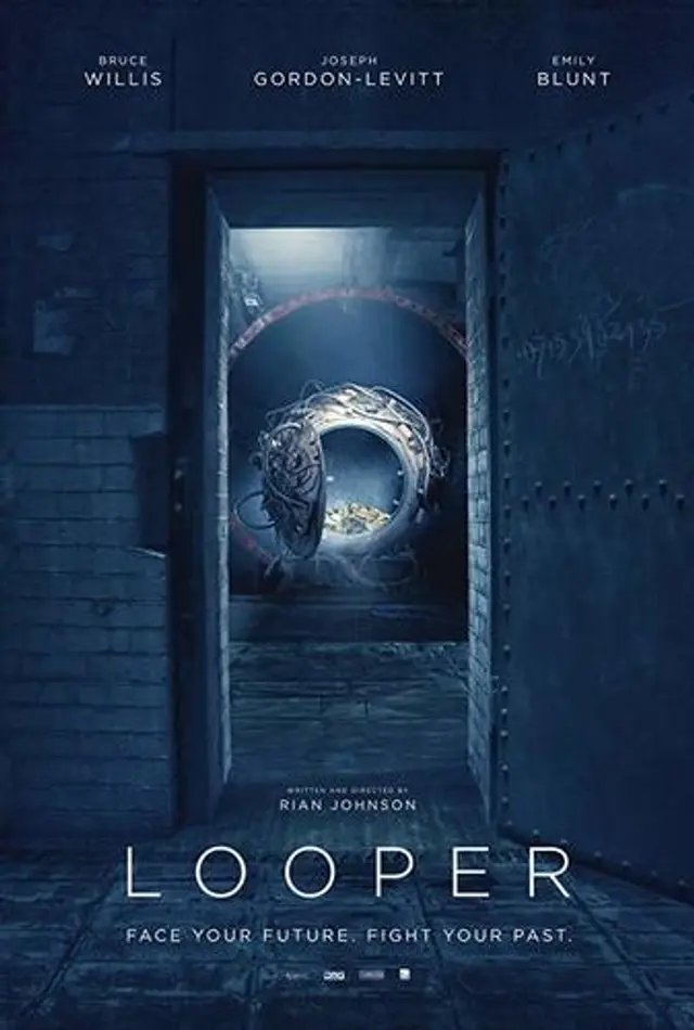 Looper (2012) Subtitle Indonesia